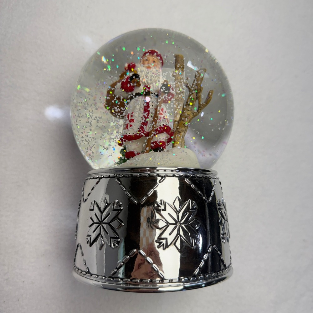 Reed & Barton Nordic Santa Snowglobe Musical Silver Tone Snowflake